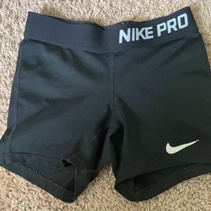 Black Nike Pros